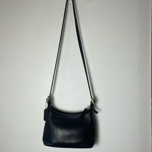 Vintage Coach Black Legacy Hobo Zip 9136 Costa Rica